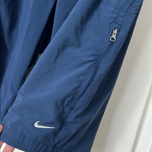 Nike Navy Blue Athletic Shorts zipper pockets L - Picture 3 of 9